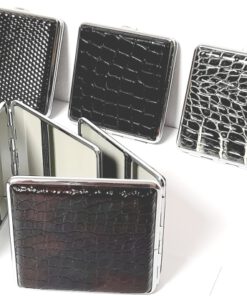 Edles Zigarettenetui aus Lederimitat mit schicker glänzender Oberflächenstruktur, Platz für 20 Zigaretten, sehr kompakte Form, ideal als Geschenk...